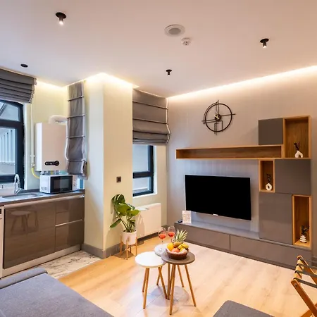 The Platine Otel *